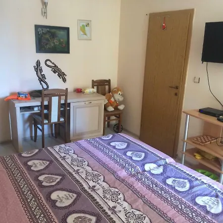 Avalon Apart Апартамент *