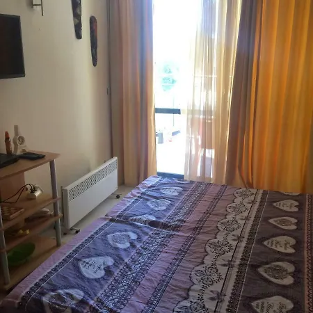 Avalon Apart Апартамент *